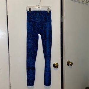 Lululemon Blue Snake print leggings size 2